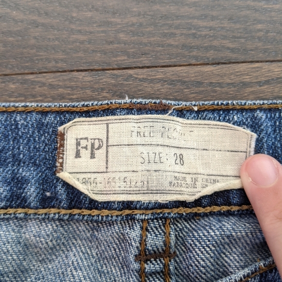 Free People Boyfriend Jeans - Picture 2 of 11